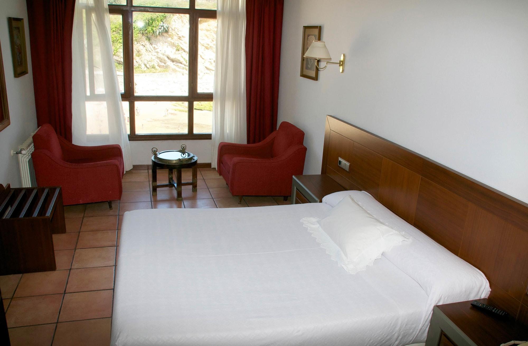 Hotel Sablon Llanes Exterior photo